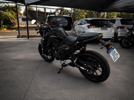 YAMAHA Fazer 600 N, Foto 8