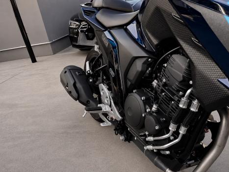 YAMAHA Fazer 600 N, Foto 10