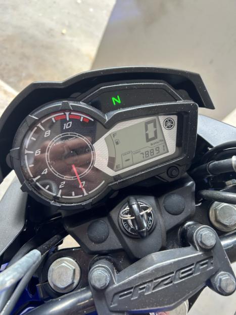 YAMAHA Fazer YS 150 SED, Foto 3 YAMAHA Fazer YS 150 SED, Foto 3