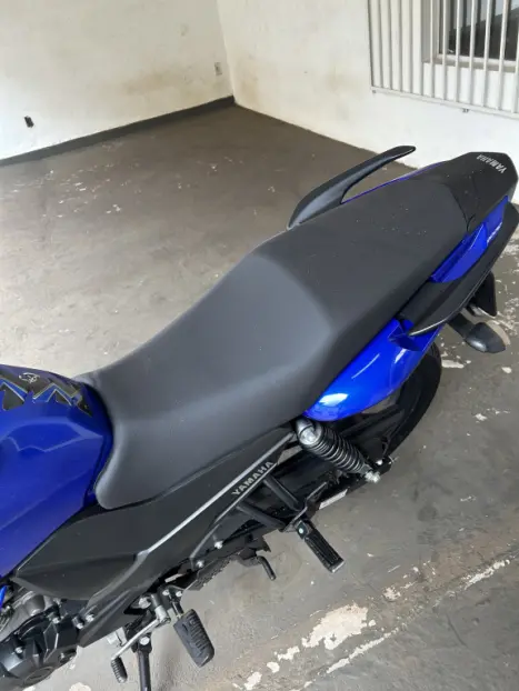YAMAHA Fazer YS 150 SED, Foto 4 YAMAHA Fazer YS 150 SED, Foto 4
