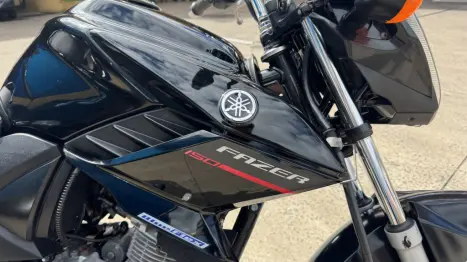 YAMAHA Fazer YS 150 ED, Foto 2