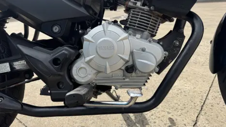 YAMAHA Fazer YS 150 ED, Foto 3