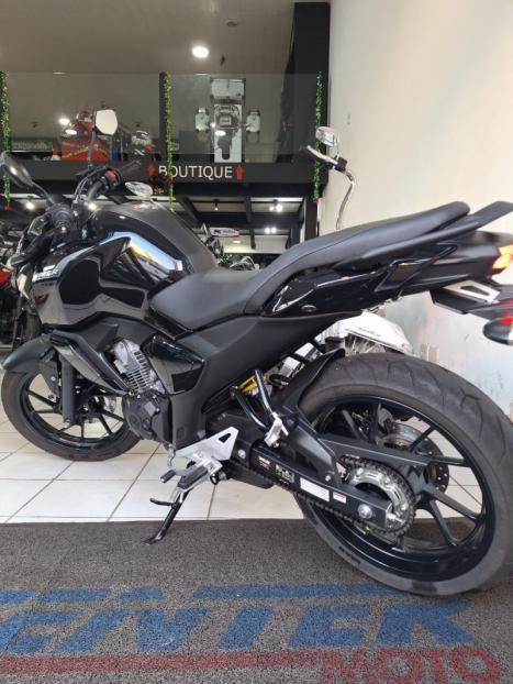 YAMAHA FZ 15 Fazer ABS, Foto 13