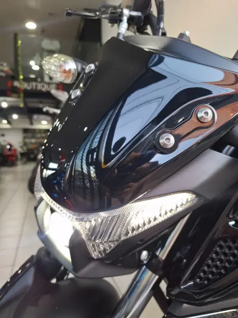 YAMAHA FZ 15 Fazer ABS, Foto 18