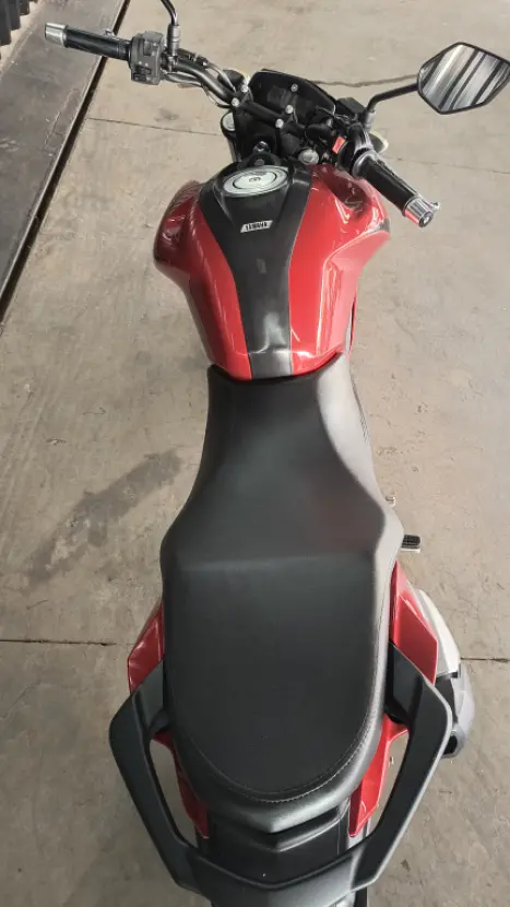 YAMAHA FZ 15 Fazer ABS, Foto 5
