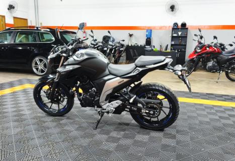 YAMAHA FZ 25 250 Fazer Flex , Foto 3