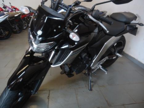 YAMAHA FZ 25 250 Fazer Flex , Foto 1