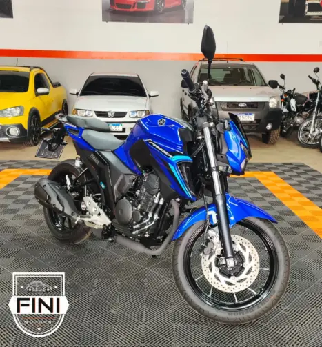 YAMAHA FZ 25 250 Fazer Flex , Foto 1
