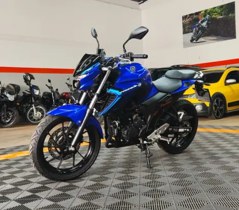 YAMAHA FZ 25 250 Fazer Flex , Foto 2