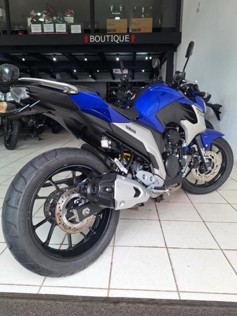 YAMAHA FZ 25 250 Fazer Flex , Foto 7
