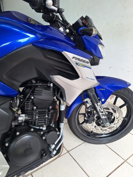 YAMAHA FZ 25 250 Fazer Flex , Foto 15
