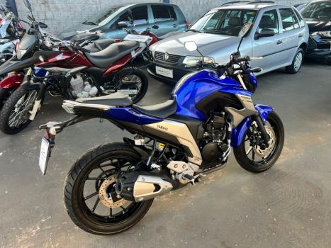 YAMAHA FZ 25 250 Fazer Flex , Foto 3