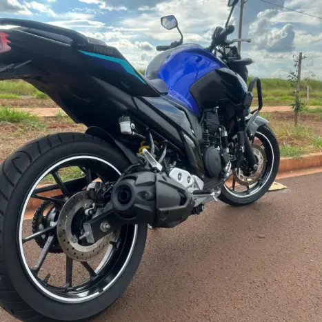 YAMAHA FZ 25 250 Fazer Flex , Foto 5
