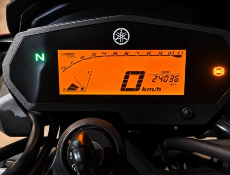 YAMAHA FZ 25 250 Fazer Flex , Foto 2