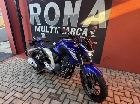 YAMAHA FZ 25 250 Fazer Flex , Foto 2