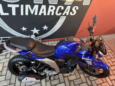 YAMAHA FZ 25 250 Fazer Flex , Foto 3