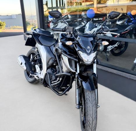 YAMAHA FZ 25 250 Fazer Flex , Foto 8