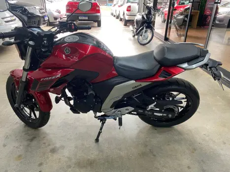 YAMAHA FZ 25 250 Fazer Flex , Foto 4
