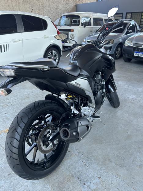 YAMAHA FZ 25 250 Fazer Flex , Foto 3