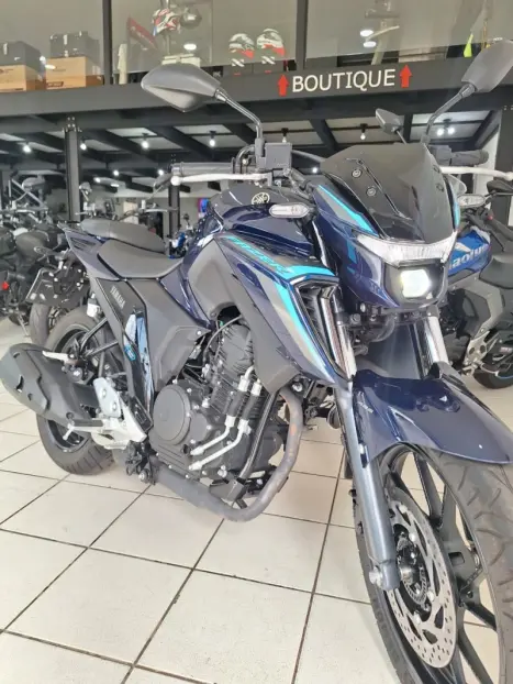 YAMAHA FZ 25 250 Fazer Flex , Foto 5