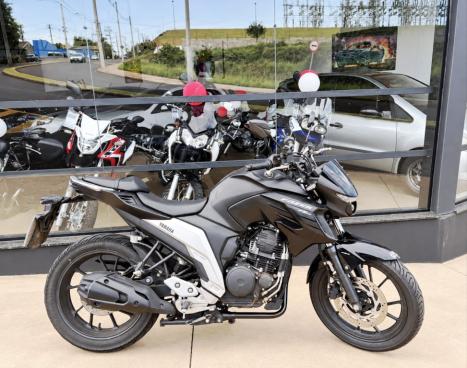 YAMAHA FZ 25 250 Fazer Flex , Foto 1
