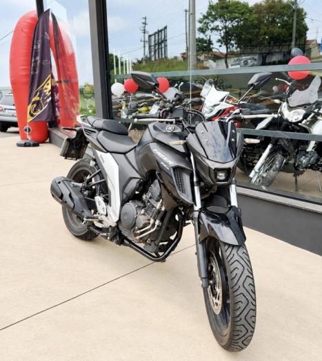 YAMAHA FZ 25 250 Fazer Flex , Foto 4