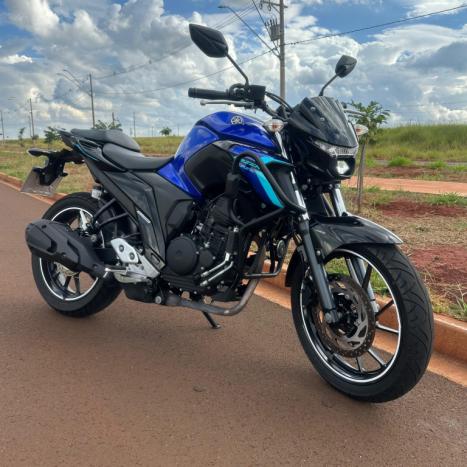 YAMAHA FZ 25 250 Fazer Flex , Foto 9