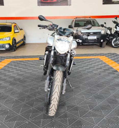 YAMAHA FZ6 Fazer 600 N, Foto 6