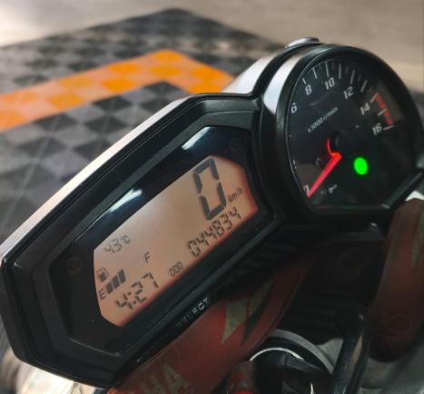 YAMAHA FZ6 Fazer 600 N, Foto 9