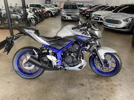 YAMAHA MT-03 300 ABS, Foto 1