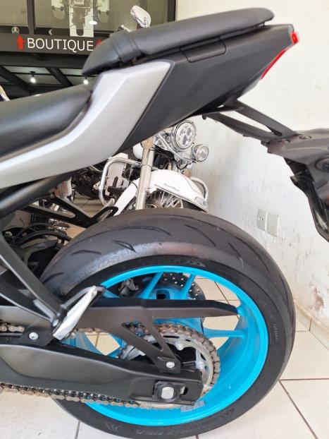 YAMAHA MT-07 700 ABS, Foto 12