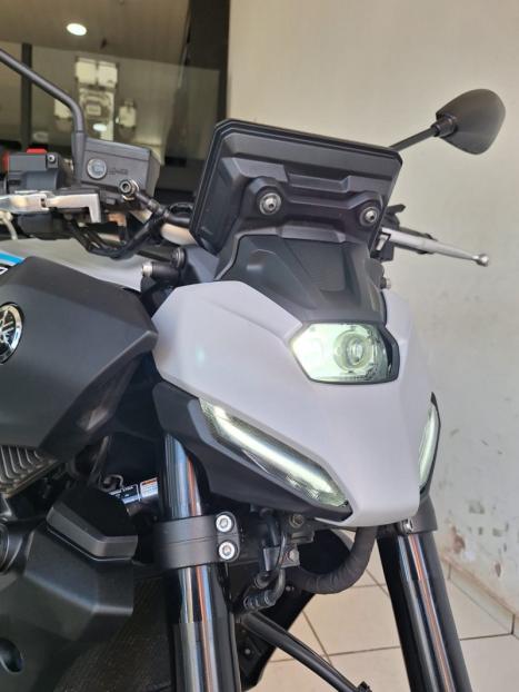 YAMAHA MT-07 700 ABS, Foto 19