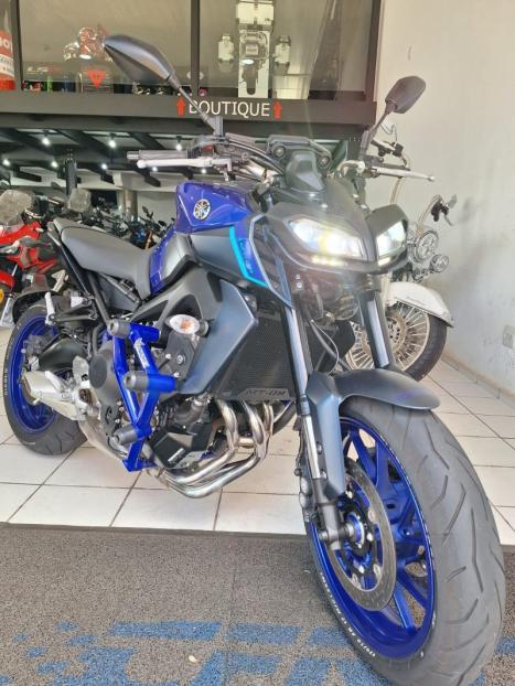 YAMAHA MT-09 850 ABS, Foto 8