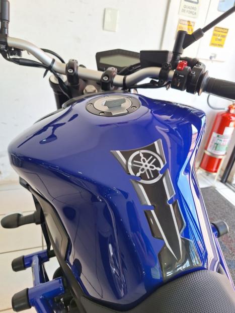 YAMAHA MT-09 850 ABS, Foto 14