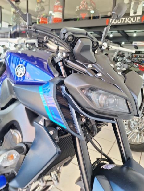 YAMAHA MT-09 850 ABS, Foto 16