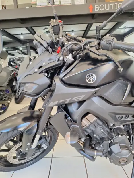 YAMAHA MT-09 850 ABS, Foto 13