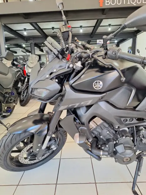 YAMAHA MT-09 850 ABS, Foto 14