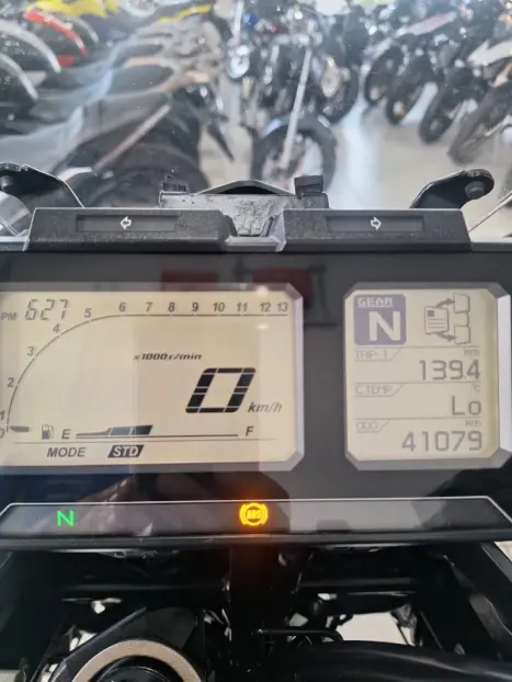 YAMAHA MT-09 Tracer 850 , Foto 4