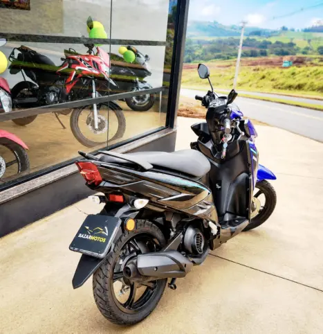 YAMAHA Neo UBS 125 , Foto 4