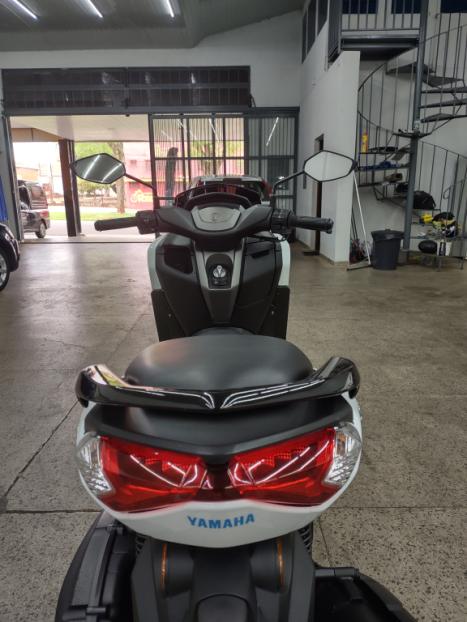 YAMAHA NMax 160 ABS, Foto 9