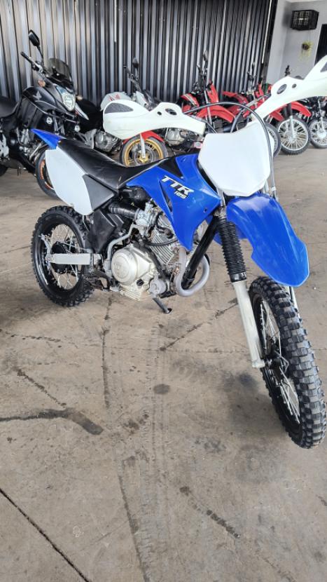 YAMAHA TTR 125 E, Foto 2