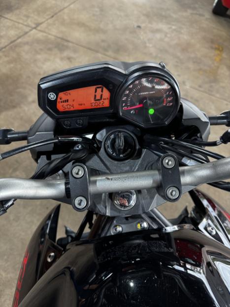 YAMAHA XJ6 600 F, Foto 5