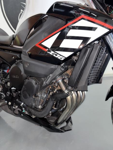 YAMAHA XJ6 600 F, Foto 1