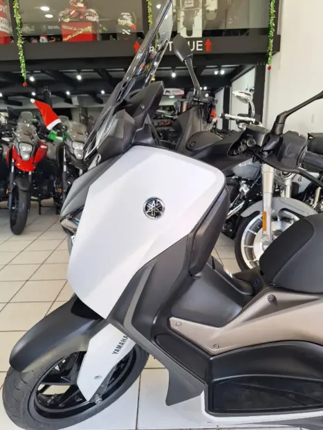YAMAHA Xmax 250 , Foto 8