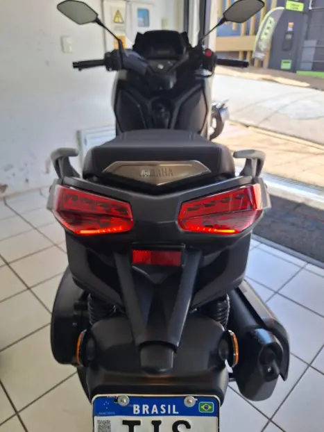 YAMAHA Xmax 250 , Foto 11