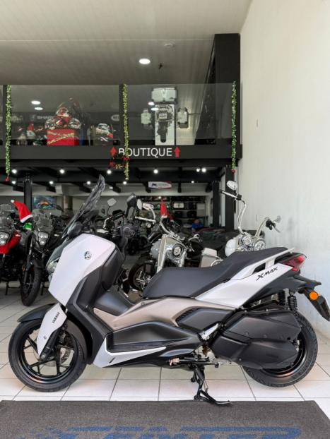 YAMAHA Xmax 250 , Foto 2