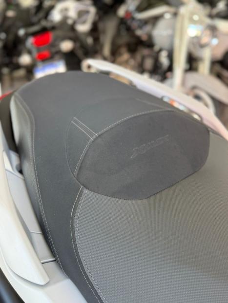 YAMAHA Xmax 250 , Foto 6