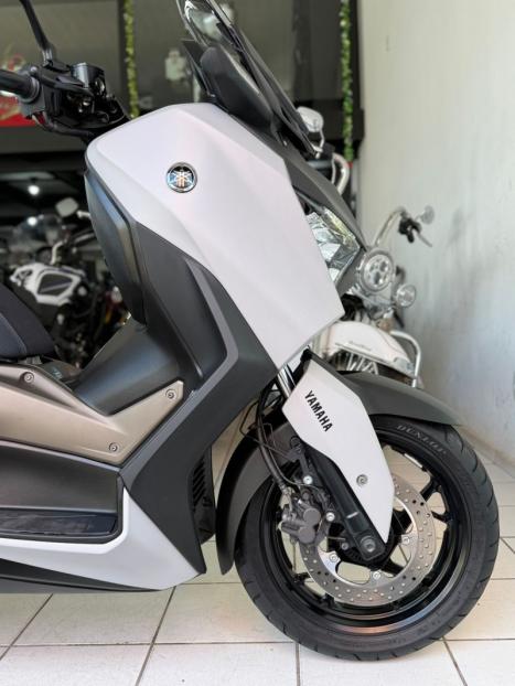 YAMAHA Xmax 250 , Foto 10