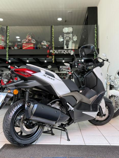 YAMAHA Xmax 250 , Foto 12