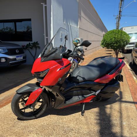 YAMAHA Xmax 250 , Foto 1